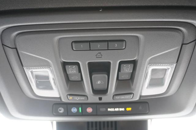 new 2025 GMC Sierra 1500 car, priced at $64,805