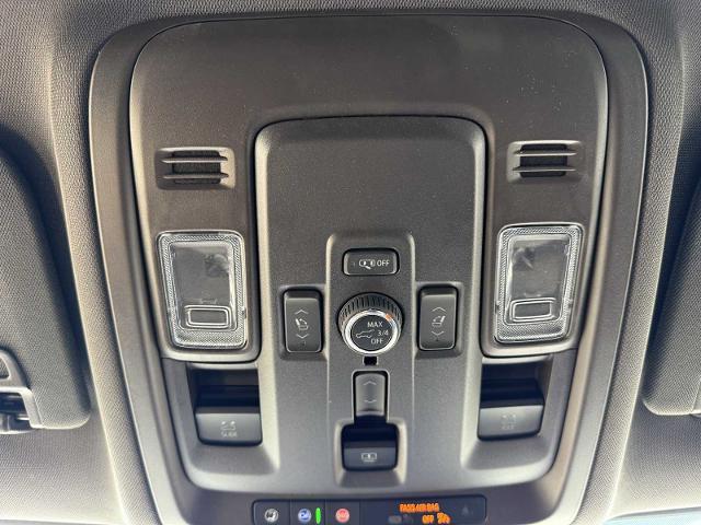 new 2025 GMC Yukon car, priced at $73,210