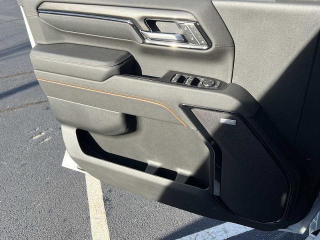 new 2026 GMC Sierra 2500 car, priced at $72,070