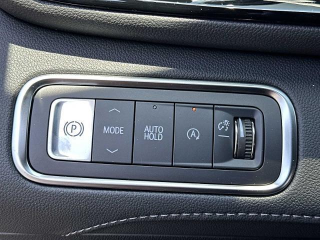 new 2025 Buick Enclave car, priced at $56,195