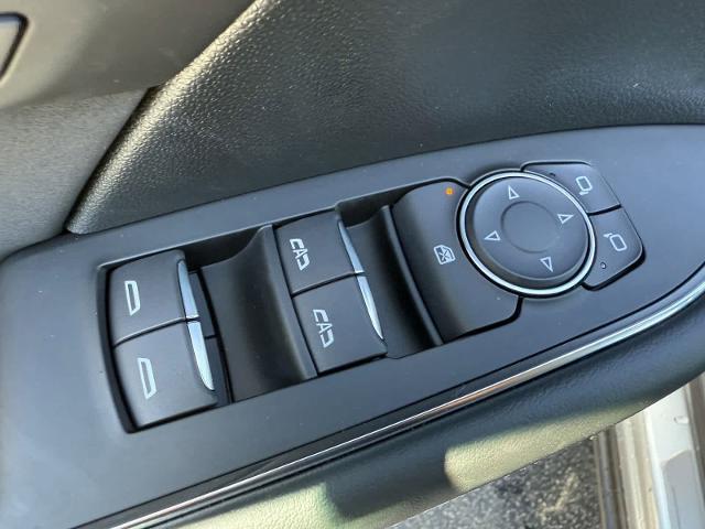 new 2025 Buick Envision car, priced at $39,235