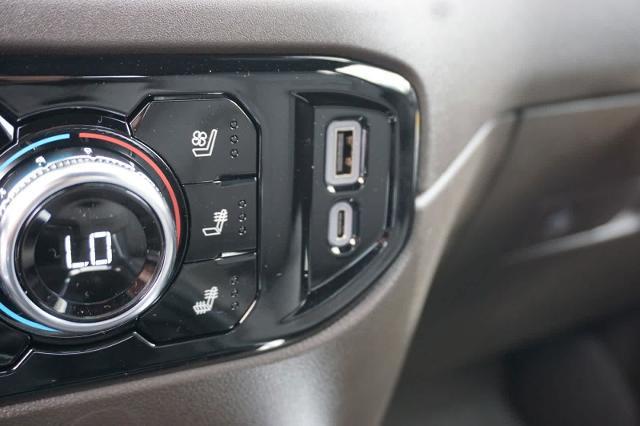 new 2025 GMC Sierra 1500 car, priced at $58,370