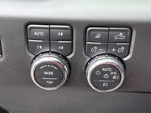 new 2025 GMC Sierra 1500 car, priced at $67,630