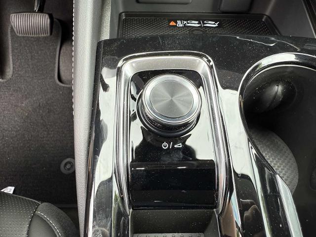 new 2025 Buick Envision car, priced at $37,990