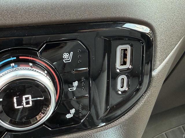 new 2025 GMC Sierra 1500 car, priced at $57,320