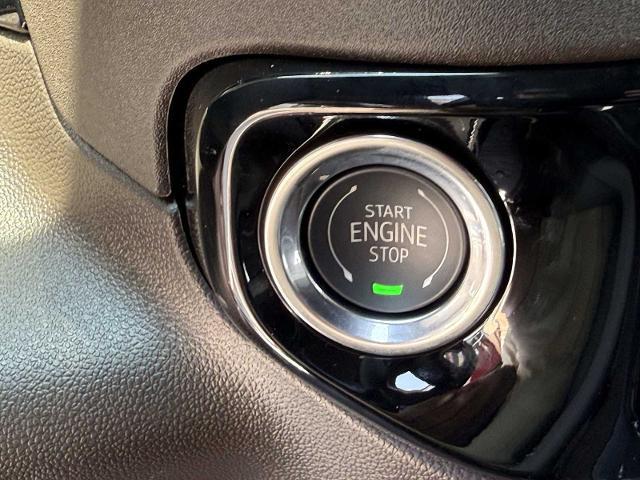 new 2025 GMC Sierra 1500 car, priced at $57,320