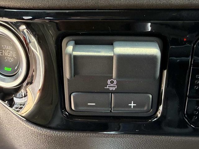 new 2025 GMC Sierra 1500 car, priced at $57,320