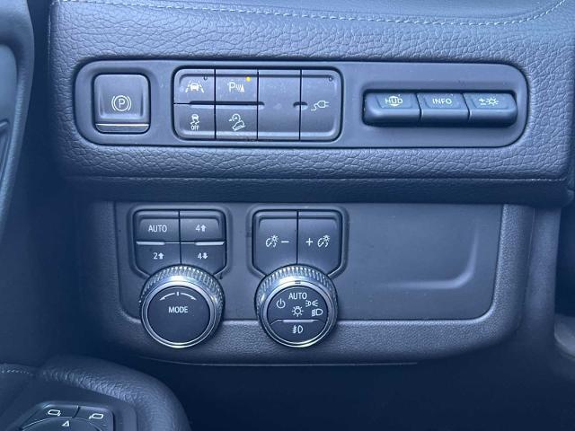used 2021 GMC Yukon car, priced at $46,885