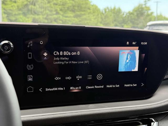 new 2025 Buick Envista car, priced at $30,070