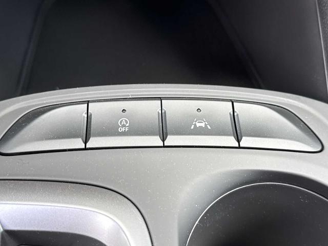 new 2025 Buick Envista car, priced at $26,585