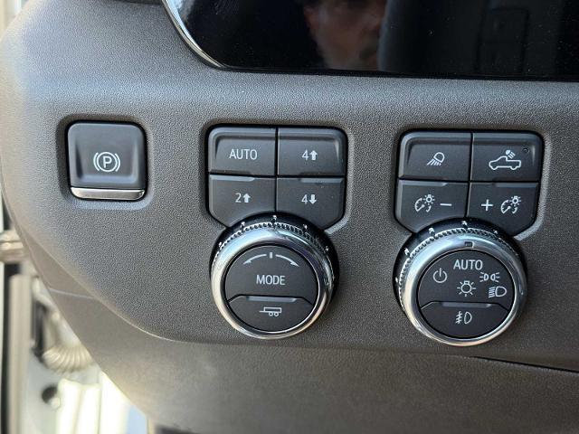 new 2025 GMC Sierra 1500 car, priced at $56,175