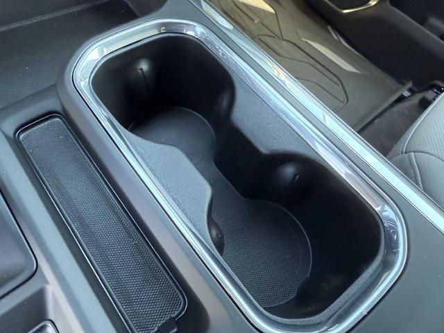 new 2025 GMC Sierra 1500 car, priced at $56,175