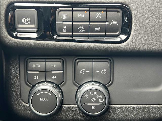 new 2025 GMC Yukon car, priced at $83,375
