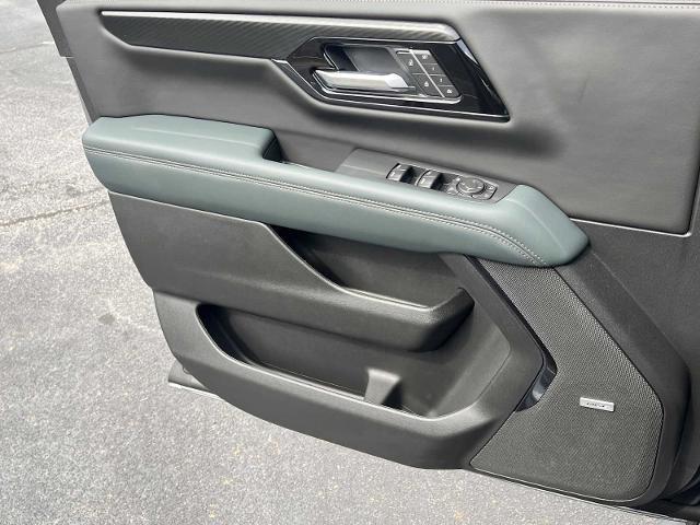 new 2025 GMC Yukon car, priced at $83,375