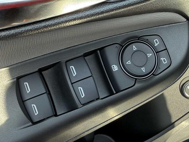 new 2025 Buick Envista car, priced at $32,185