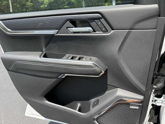 new 2025 GMC Acadia car, priced at $52,129