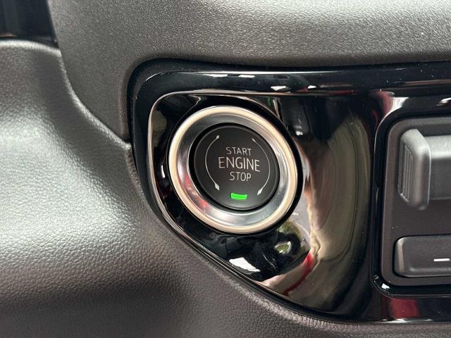 new 2025 GMC Sierra 1500 car, priced at $57,175
