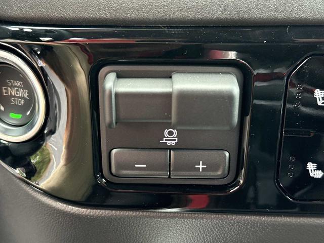 new 2025 GMC Sierra 1500 car, priced at $57,175