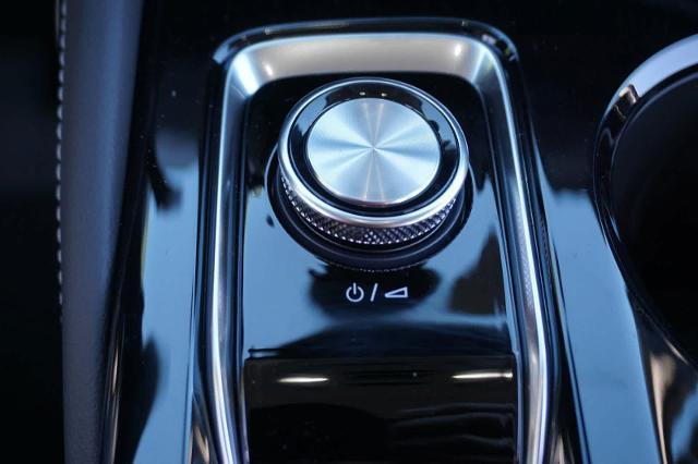new 2025 Buick Envision car, priced at $38,735