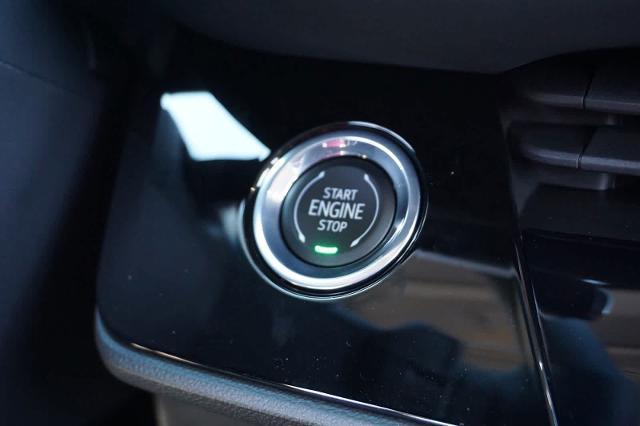 new 2025 Buick Envision car, priced at $38,735