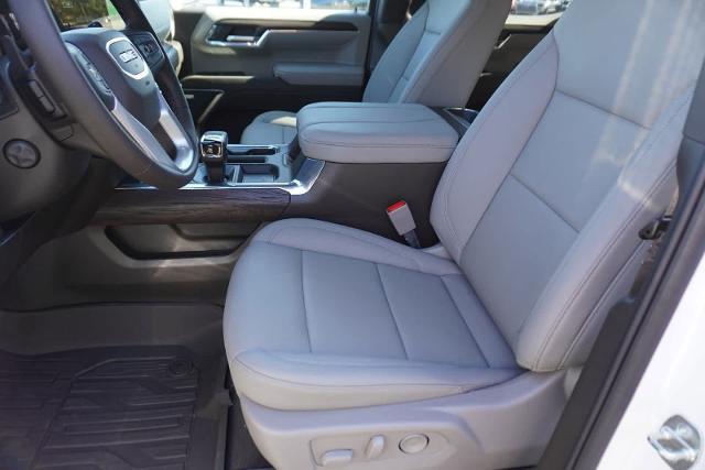 new 2025 GMC Sierra 1500 car, priced at $54,045