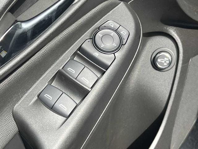 new 2025 Buick Envista car, priced at $31,625