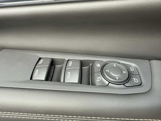 new 2025 GMC Yukon XL car, priced at $78,330