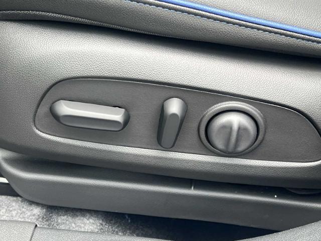new 2025 Buick Envista car, priced at $30,070