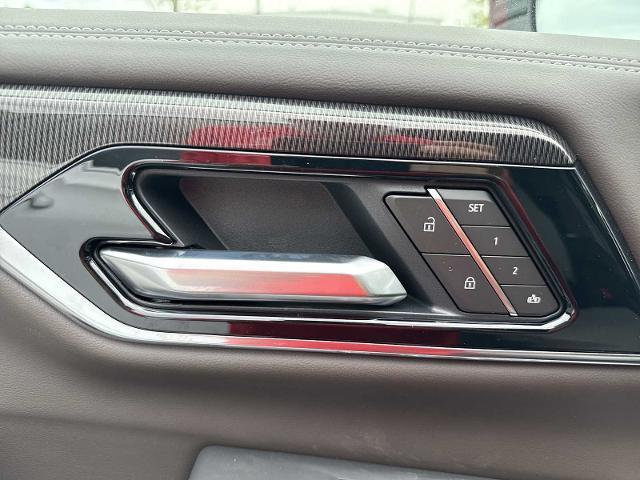 new 2025 GMC Yukon XL car, priced at $74,890