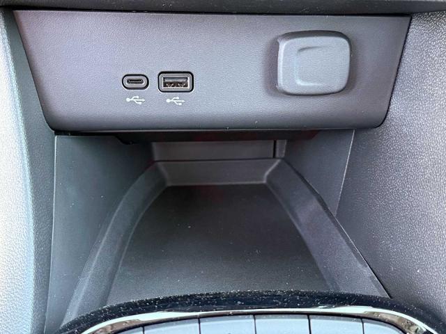 new 2025 Buick Encore GX car, priced at $27,425