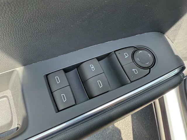 new 2025 GMC Acadia car, priced at $50,075