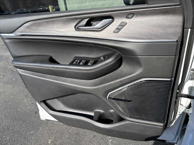 used 2021 Jeep Grand Cherokee L car, priced at $30,985