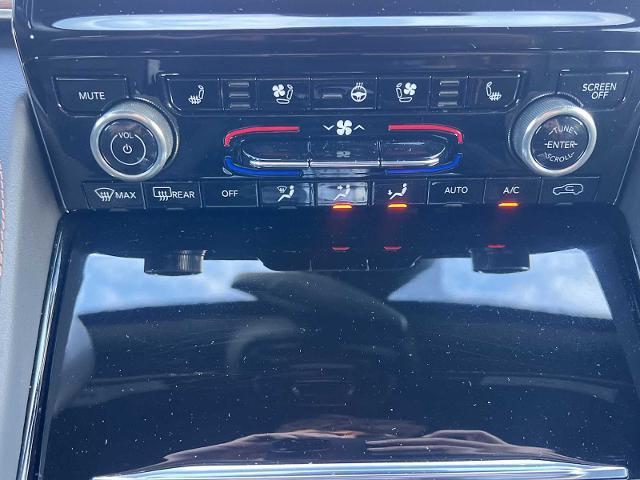 used 2023 Jeep Grand Cherokee L car, priced at $43,985