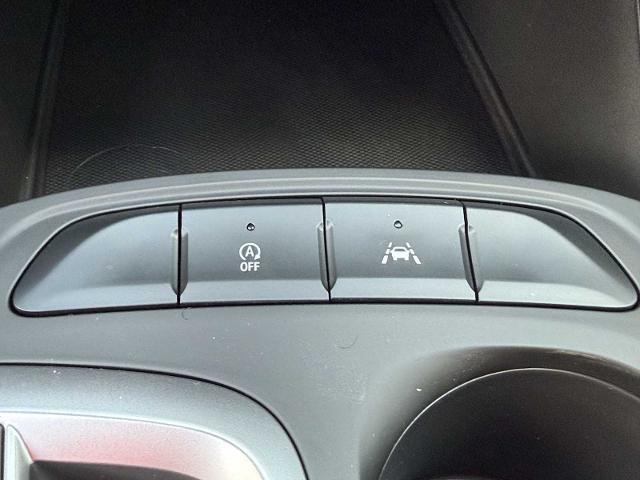 new 2025 Buick Envista car, priced at $23,685