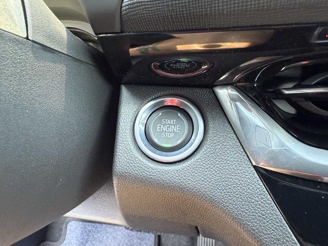 new 2025 Buick Envista car, priced at $30,070