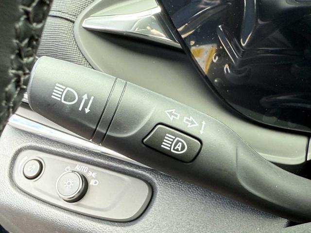 new 2025 Buick Envista car, priced at $26,685