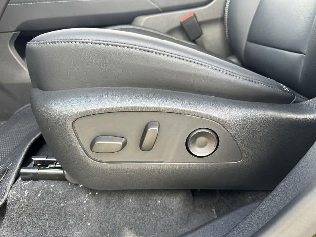 new 2025 GMC Acadia car, priced at $45,725