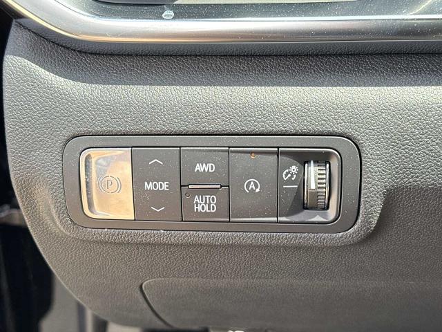new 2025 GMC Terrain car, priced at $33,983