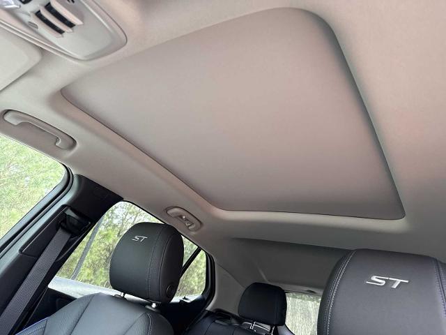 new 2025 Buick Encore GX car, priced at $27,920