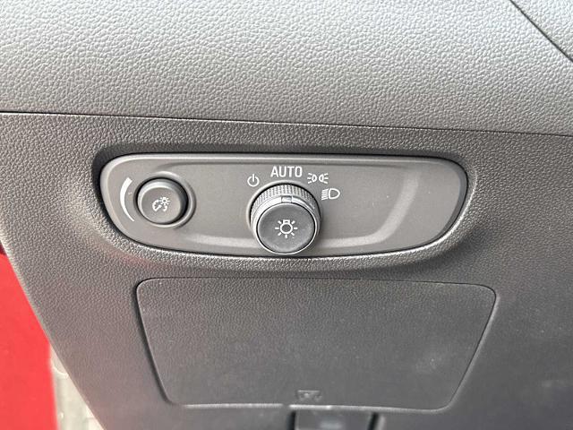 new 2025 Buick Encore GX car, priced at $27,920
