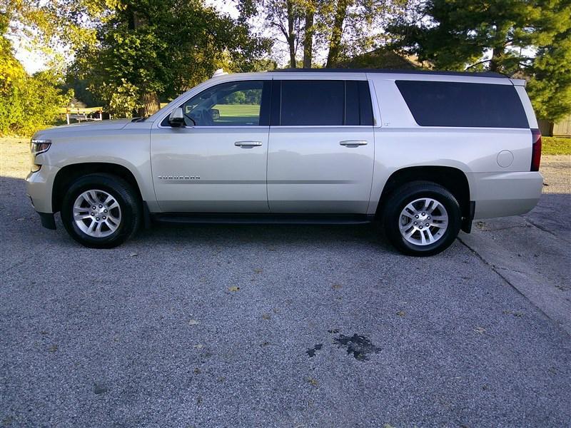 used 2017 Chevrolet Suburban car, priced at $23,980
