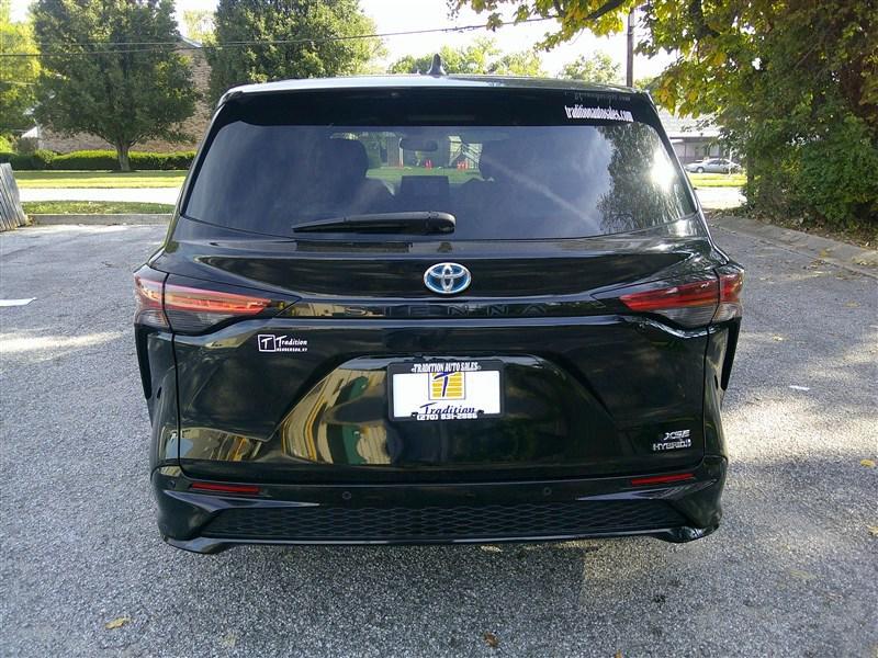 used 2021 Toyota Sienna car, priced at $37,980