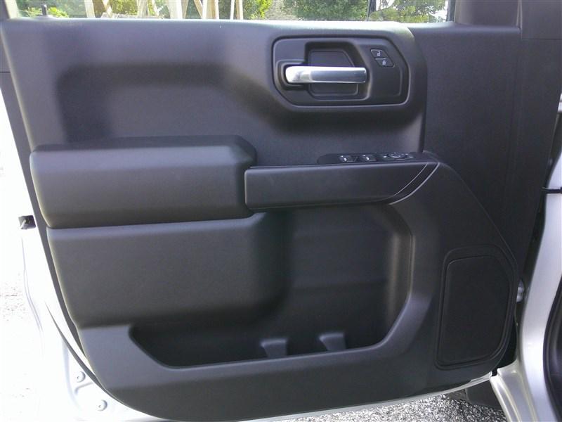 used 2022 Chevrolet Silverado 1500 car, priced at $42,980