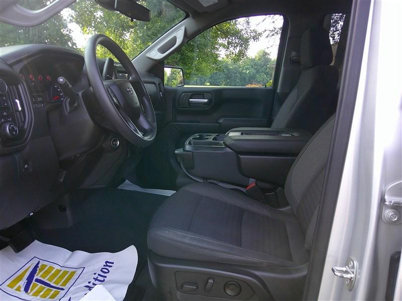 used 2022 Chevrolet Silverado 1500 car, priced at $42,980