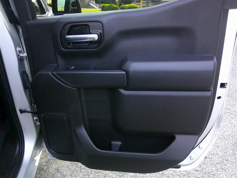 used 2022 Chevrolet Silverado 1500 car, priced at $42,980