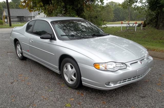 used 2000 Chevrolet Monte Carlo car, priced at $7,980