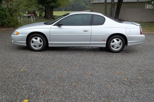 used 2000 Chevrolet Monte Carlo car, priced at $7,980