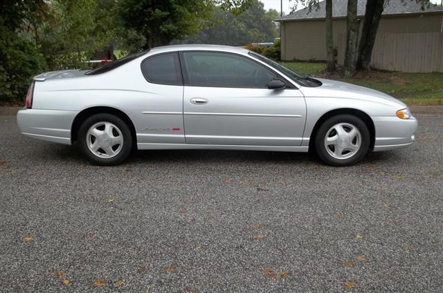 used 2000 Chevrolet Monte Carlo car, priced at $7,980