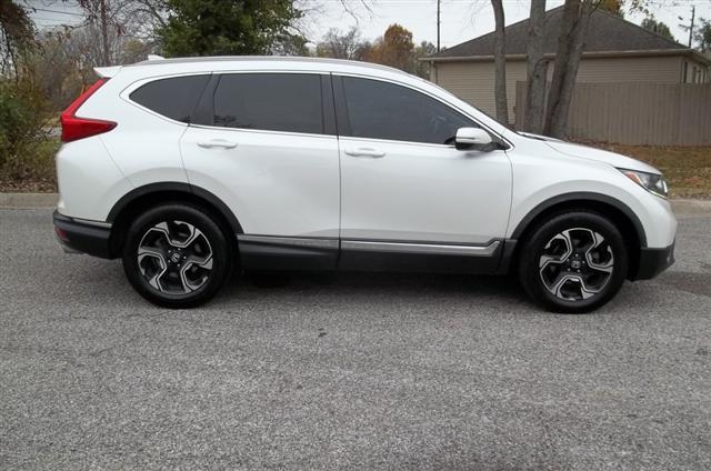 used 2017 Honda CR-V car, priced at $21,980