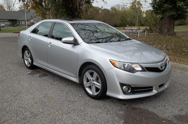 used 2012 Toyota Camry car, priced at $11,980